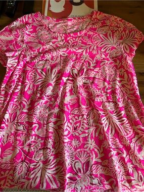 Lilly Pulitzer Tee Medium